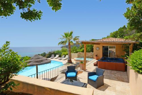 La C�te Bleue