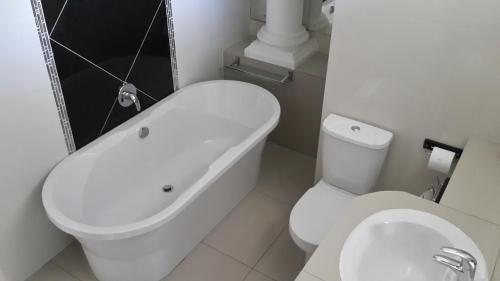 Hostal Eagle Rock Executive Guest House
