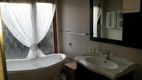 Hostal Eagle Rock Executive Guest House