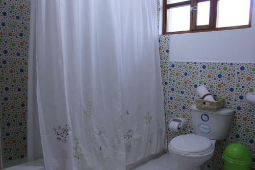 Hostal Alojamiento El Amanecer "el Patzawararin"