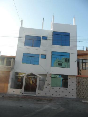 Albergue Hostal Costa Azul