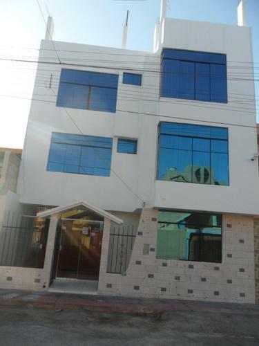 Albergue Hostal Costa Azul
