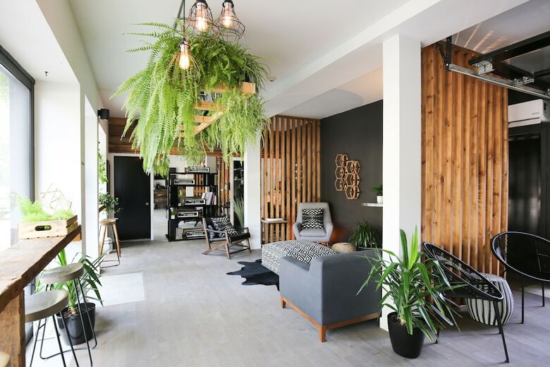 Leqube Apartments