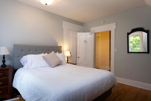 Bed & Breakfast The Karass Inn