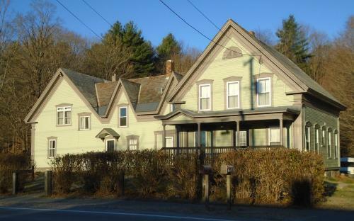Bed & Breakfast The Karass Inn