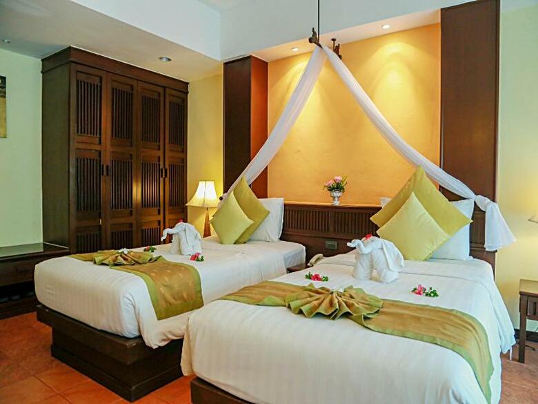 Hotel Khao Lak Emerald Beach Resort & Spa