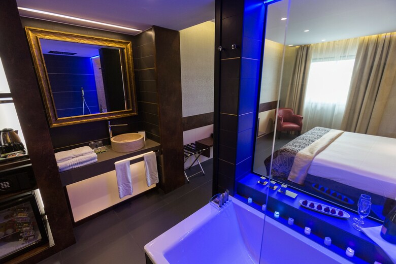 Felix Hotel