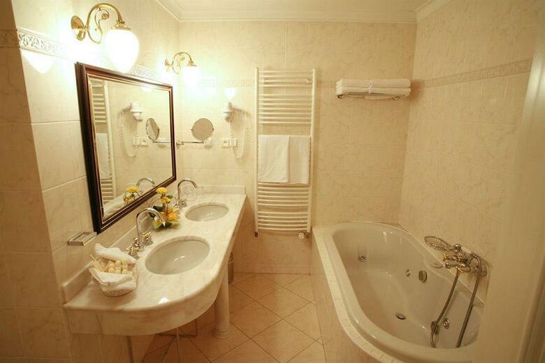 Hotel Liberty
