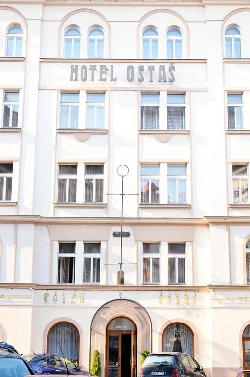 Hotel Ostas