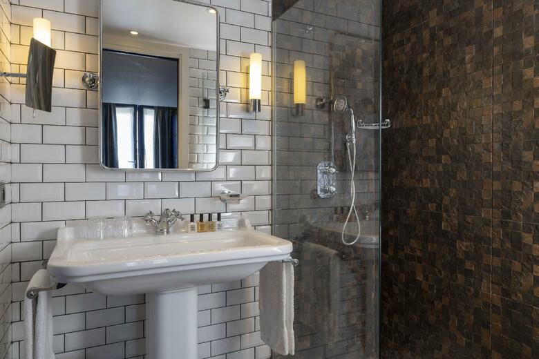 Whistler Hotel
