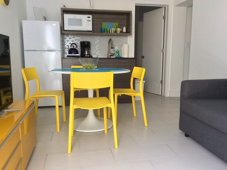 Villa Byron Suites