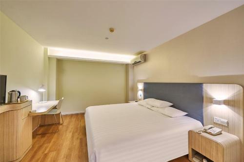Hotel Hanting Express Chongqing Rongchang Pedestrain