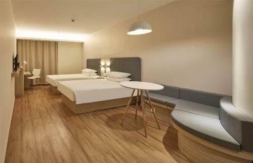 Hotel Hanting Express Chongqing Rongchang Pedestrain