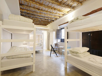 Lemonrock Hostel