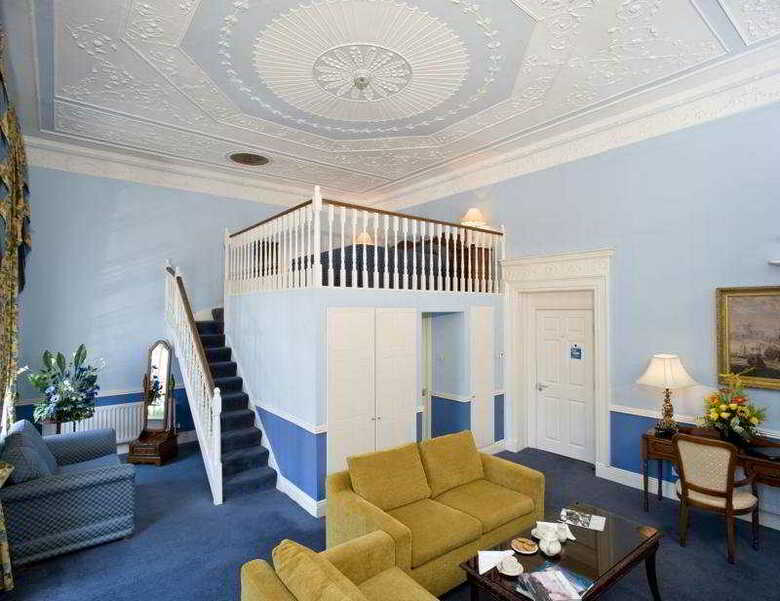 Hotel Harrington Hall