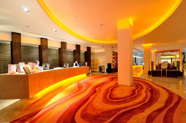 Hotel Dusitd2 Chiang Mai