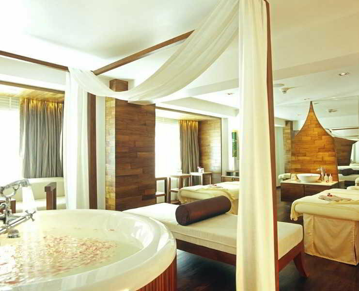 Hotel Dusitd2 Chiang Mai