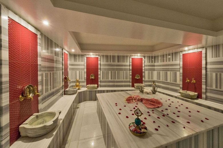 Great Fortune Hotel & Spa