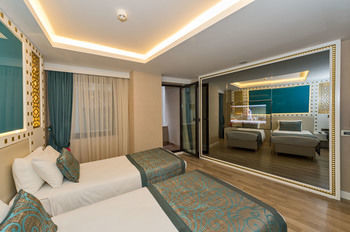 Great Fortune Hotel & Spa