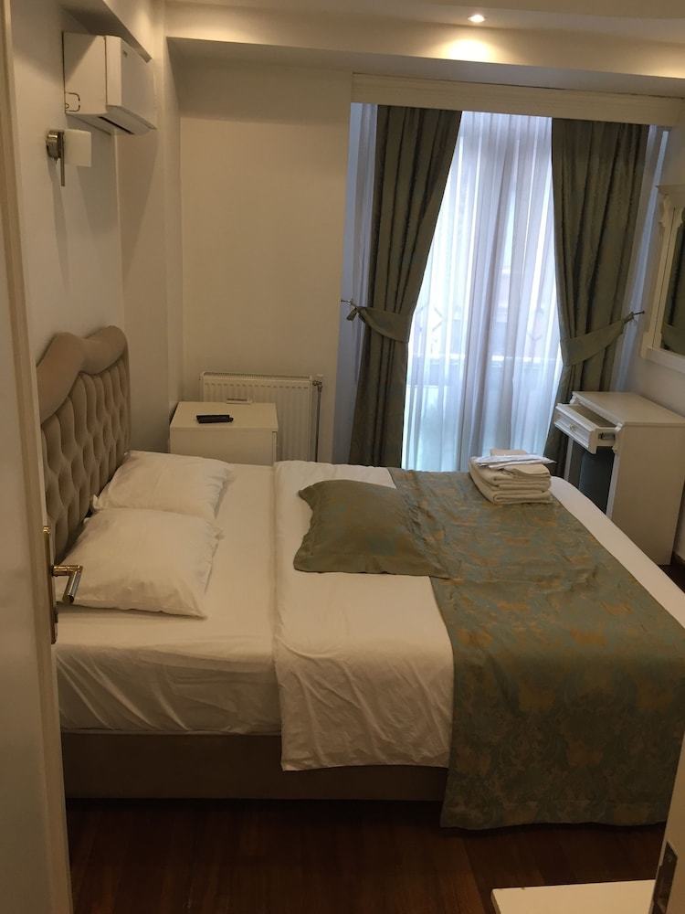 Hotel La Petite Maison