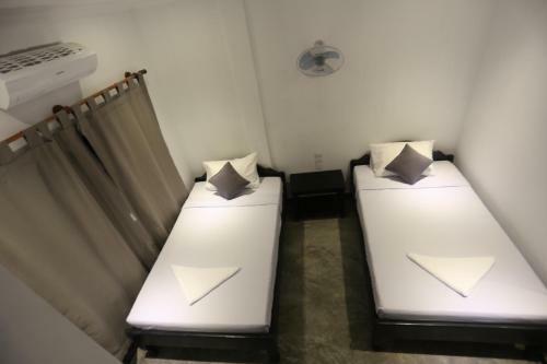 Pool Party Hostel