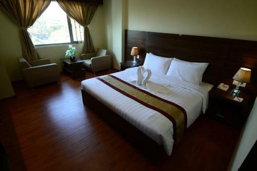 Silver Green Hotel