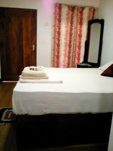Hostal Lotus Inn Tourist Resort