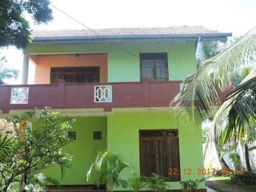 Akain Holiday Home