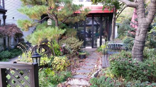 Slow Walk Pension