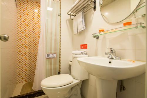 Hotel Home Inn Chongqing Yangjiaping Shiping Bridge