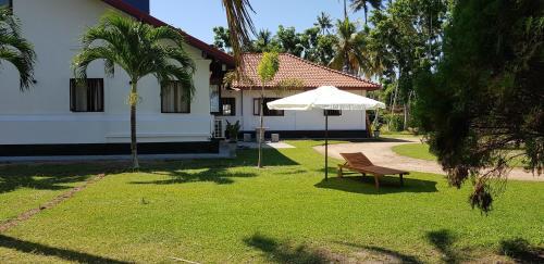 Hotel Acquabey Surf Villa