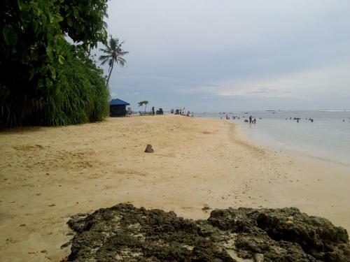 Hostal Sayuri Beach Hotel
