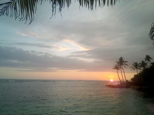 Hostal Sayuri Beach Hotel