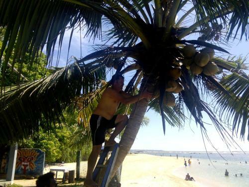 Hostal Sayuri Beach Hotel