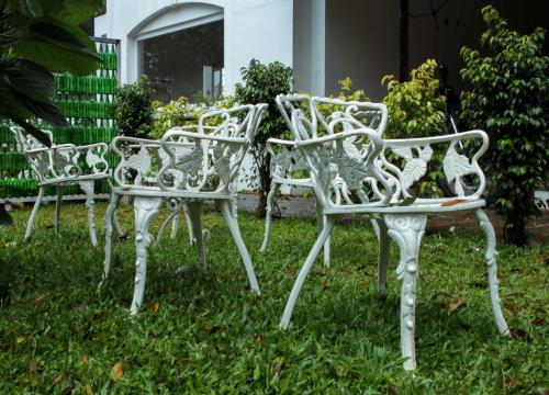 Hotel Tea Harvester