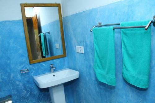 Hostal Sandaru Cabanas