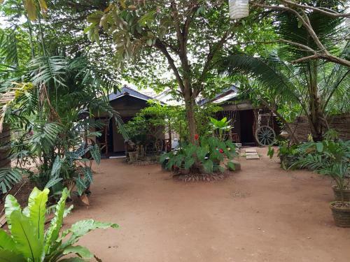 Hostal Sandaru Cabanas