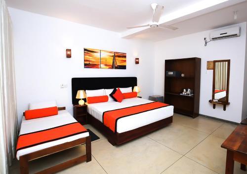 Bed & Breakfast Celestial Inn