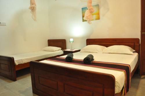 Hostal Dions Guest House