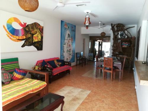 Hostal Reggie's Guesthouse