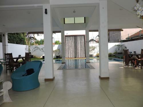 Hostal Binnacle Negombo