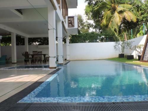 Hostal Binnacle Negombo