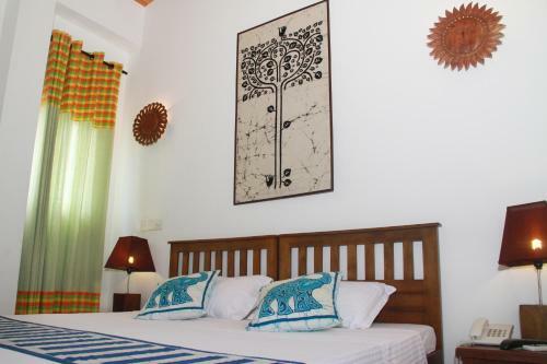 Hostal Blue Elephant Tourist Guesthouse
