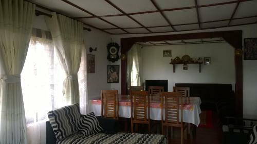 Srihelyes Inn