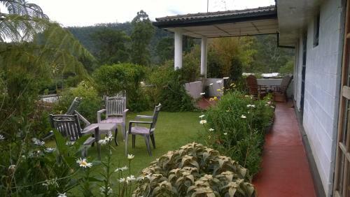 Srihelyes Inn