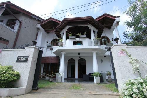 Bed & Breakfast Angel Villa