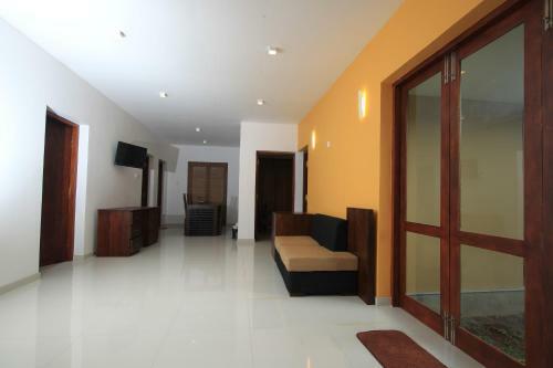 Hostal Breezy Villa