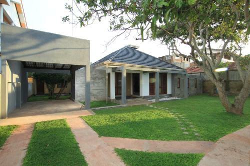 Hostal Breezy Villa