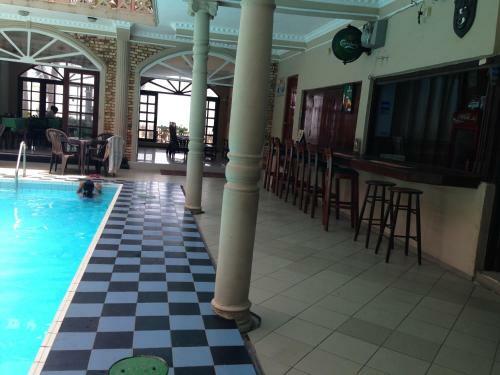 Hotel Oasis Beach Resort
