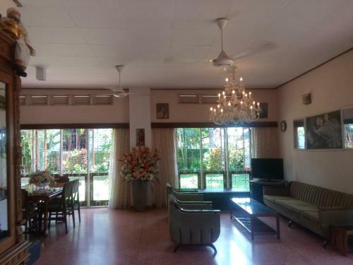 Srilal's Guest House